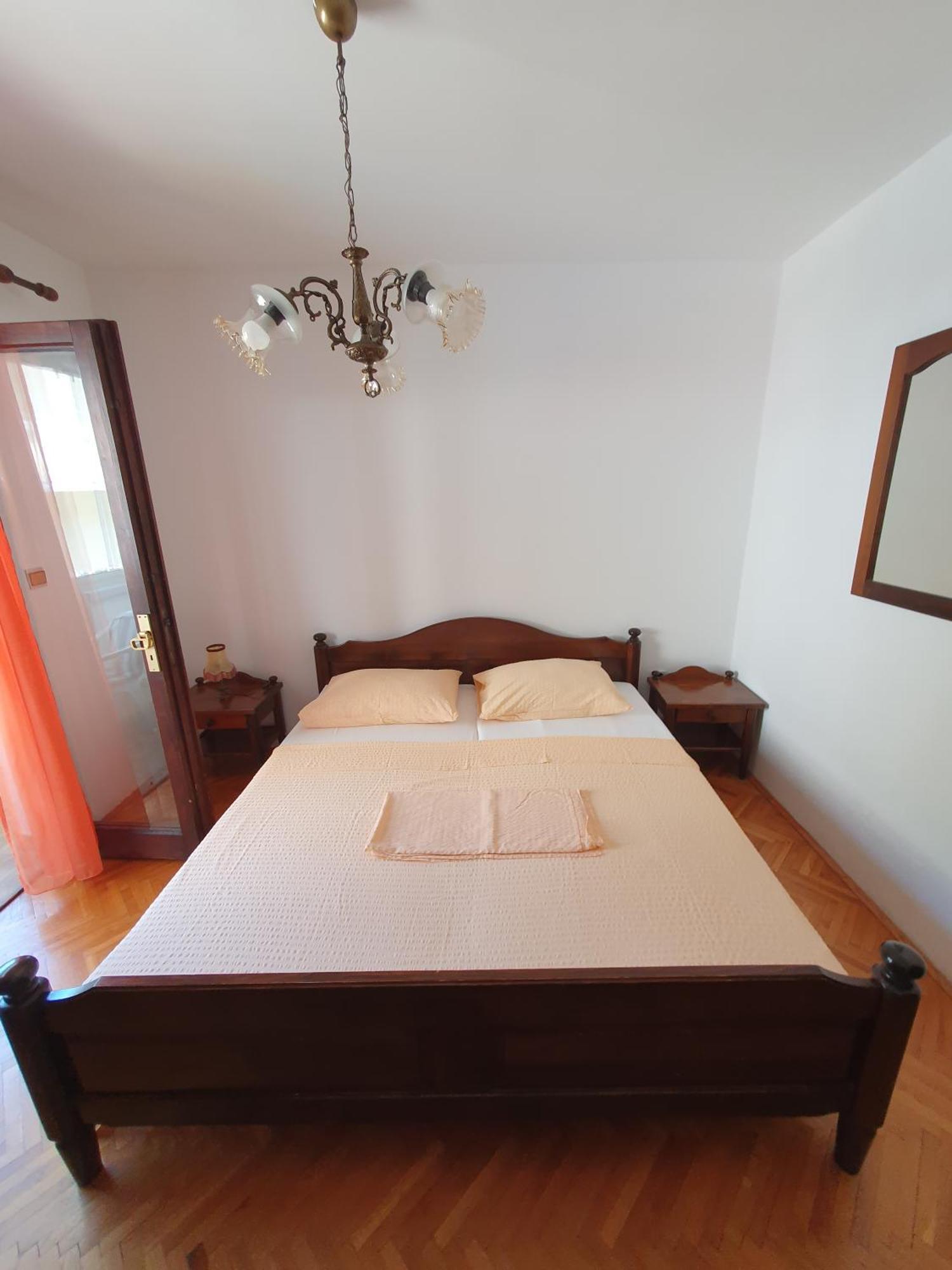 Apartmani Miljak 奥米什 外观 照片