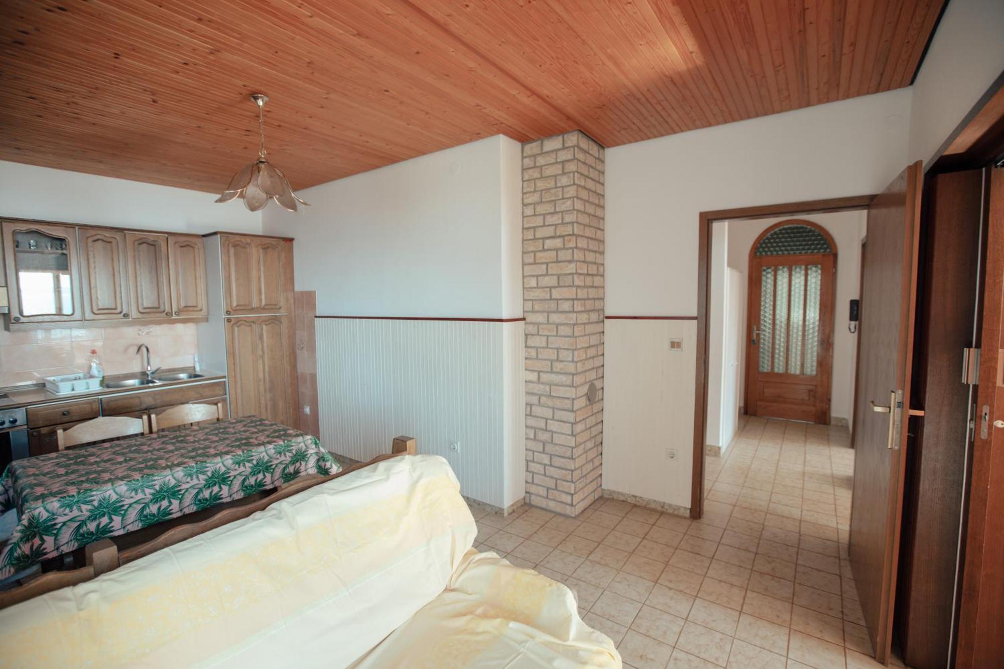 Apartmani Miljak 奥米什 外观 照片