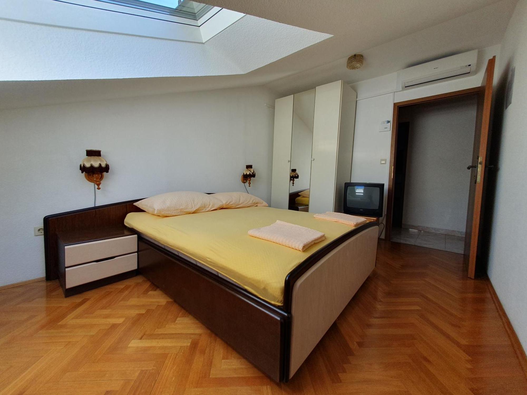 Apartmani Miljak 奥米什 外观 照片