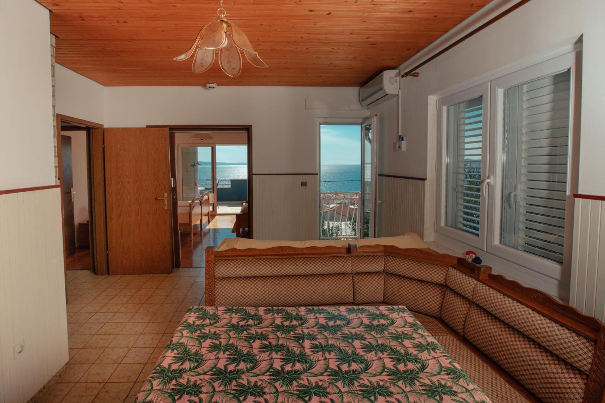 Apartmani Miljak 奥米什 外观 照片