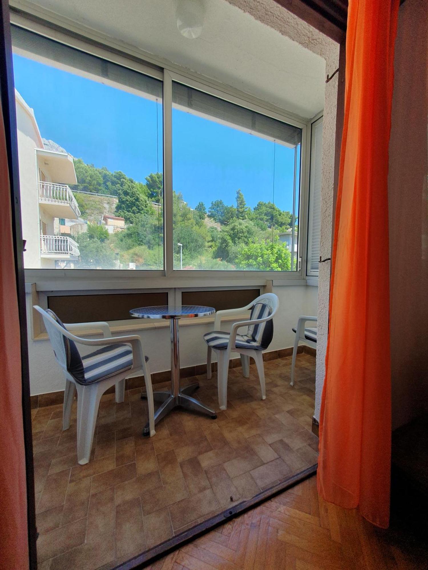 Apartmani Miljak 奥米什 外观 照片