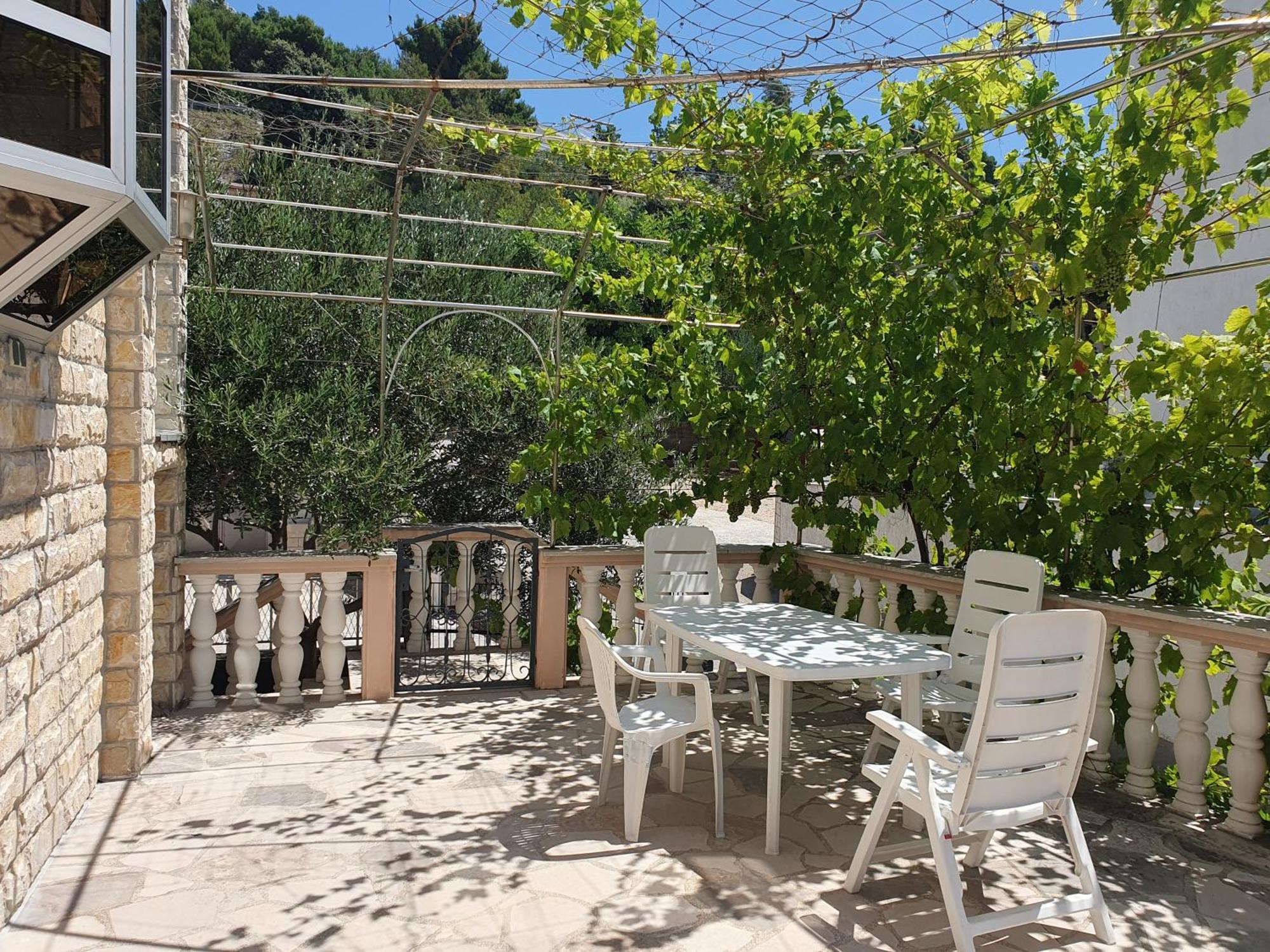 Apartmani Miljak 奥米什 外观 照片